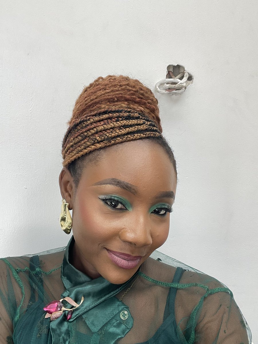 DearEphy's tweet photo. Happy Independence Day, Nigeria. 🇳🇬

May we never stop believing in what this nation can become, and may we also accept our individual responsibility in building it.

God bless Nigeria. 💚🤍💚 https://t.co/avd2DlZdMK
