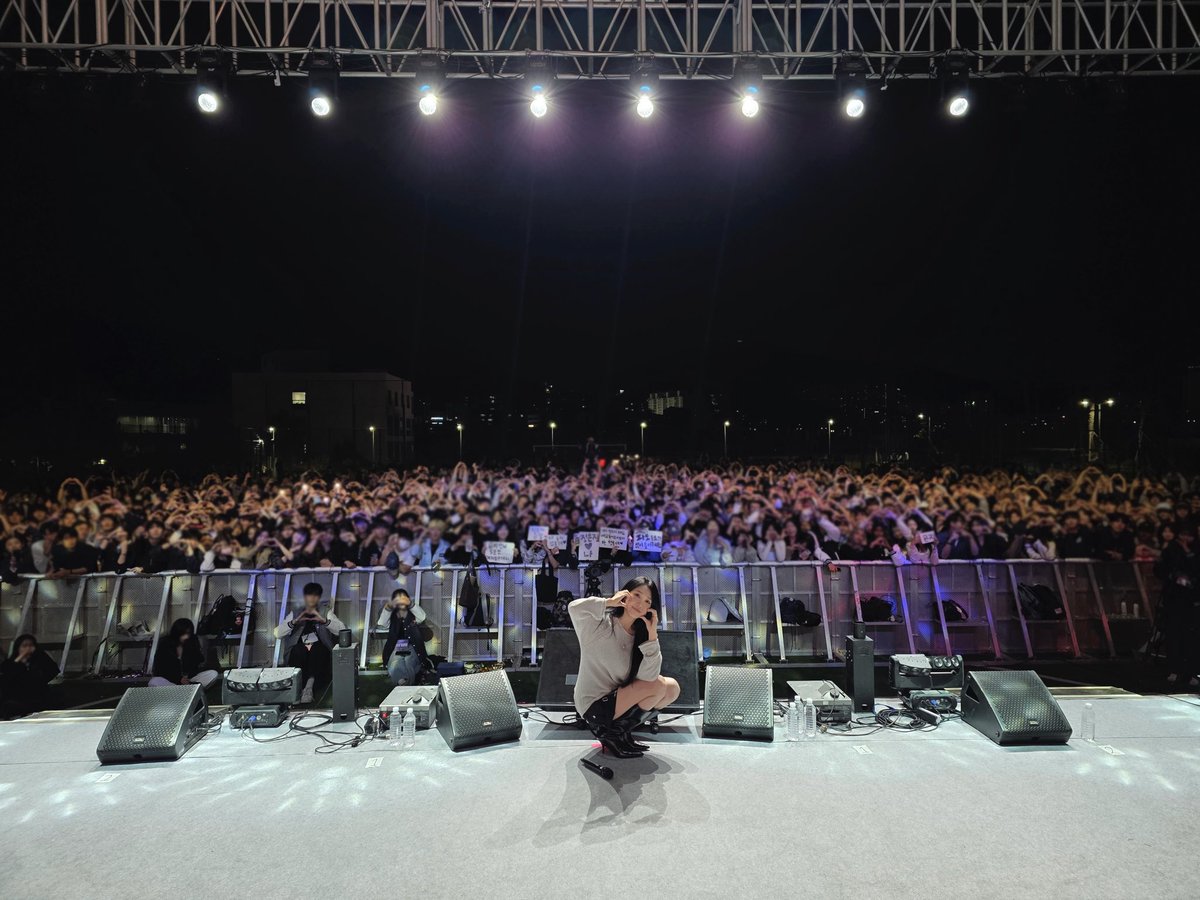 JeongEunJi_X's tweet photo. [#정은지]

명지대학교 인문캠퍼스에서 함께한 즐거운 시간💙
너무너무 즐거운 시간이었습니다!✨

#은지 #JEONGEUNJI
#에이핑크 #Apink https://t.co/yahXxdx0kk