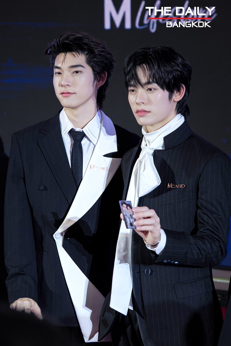 thedailybkk's tweet photo. หล่อออร่า “ตี๋ตี๋–ป๋อ” ขึ้นแท่น M CARD NEXT GEN BRAND AMBASSADORS
ส่งพลังคนเจนใหม่ เชื่อมทุกไลฟ์สไตล์ สู่ประสบการณ์ที่มากกว่าการช้อปปิ้ง

MCARD NEXT GEN WITH TTP

#MCardxTeeteePor 
#MCardNextGenxTeeteePor #MCard   #TheMallGroup
#TeeteePor #ตี๋ตี๋ป๋อ
#twnpich #Porsuppakarn https://t.co/zCPG75IGoh