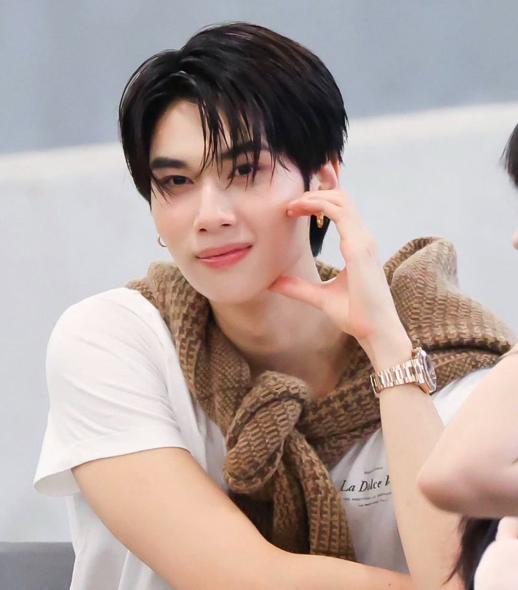 M_sine8558's tweet photo. วันนี้พี่ดังของเรา26และนะ คิด หวังสิ่งใดขอให้สมหวังในทุกๆเรื่องเลยนะคะ จะคอยซัพพอร์ตพี่ดัง อยู่ตรงนี้เสมอนะคะ รัก ดัง ดัง ตลอดไป
🎉🎂🫰🤟❤️ สัญญา 🫶
WISH DUNK ALL THE BEST

#AllTheBestDunk26 https://t.co/LYYY0vH62b