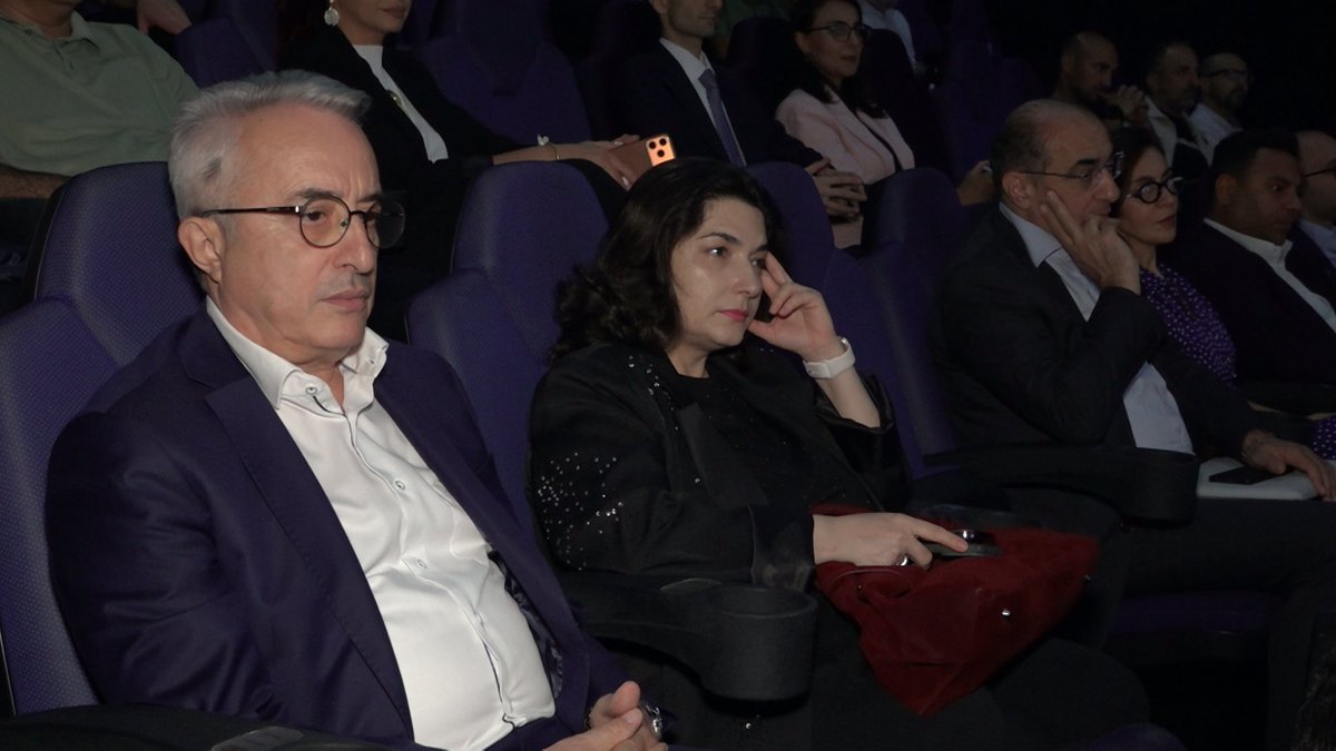 AzJournalistNet's tweet photo. @AzJournalistNet tərəfindən #Qarabağ və #ŞərqiZəngəzur-da aparılan bərpa-quruculuq işləri və #BöyükQayıdış prosesinə həsr olunmuş #Sabahadoğru sənədli filminin #CineMastercard kinoteatrında təqdimatı keçirilib. https://t.co/lR64jKWqwM