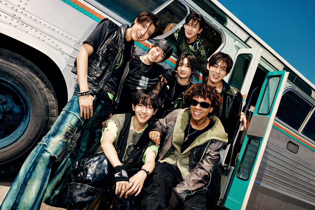 kickflip_jype's tweet photo. 𝙆𝙞𝙘𝙠𝙁𝙡𝙞𝙥 𝙓 𝙞𝙖𝙣𝙣 𝙙𝙞𝙤𝙧 💥

𝙆𝙞𝙘𝙠 𝙊𝙛𝙛 𝙏𝙝𝙚 𝙒𝙖𝙡𝙡(𝙁𝙚𝙖𝙩. 𝙞𝙖𝙣𝙣 𝙙𝙞𝙤𝙧) 𝘾𝙤𝙢𝙞𝙣𝙜 𝙎𝙤𝙤𝙣 🛹

KickFlip The 5th Mini Album "KICK OFF THE WALL Pt. 1"
2026.10.06 6PM (KST) Release!

Pre-save & Pre-add : https://t.co/SLCsxHfuL7

#KickFlip #킥플립
#KICKOFFTHEWALL_Pt1 
#KickOffTheWall