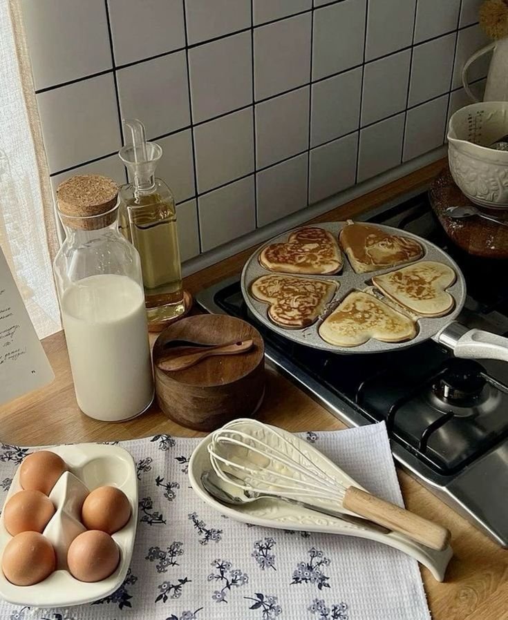 SUGARS0AD's tweet photo. ᅠBom dia! Preciso voltar ao estúdio mais tarde e não sei como vou gravar algo com tanto sono. https://t.co/nU7MaMtobi