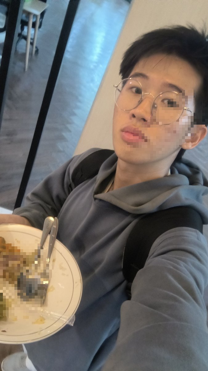 heysirfetchd's tweet photo. 10 menit lebih awal dari kemarin #smallwin (piring dari lunch blm gw balikin) https://t.co/Dt5IGDRcge