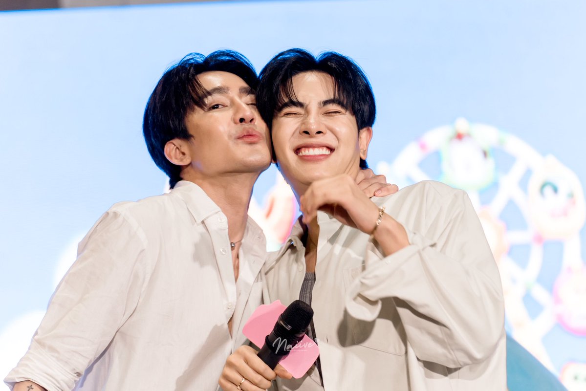 naiivetcellcEM's tweet photo. จุ่มแก้มแต่มีคนเขินจริงค้าบบบบบบ

EARTHMIX STW HAPPY FAMILY 
#GMMTVFANIVAL2026HappyFamilyxEM 
#เอิร์ทมิกซ์ #MRSATURNWORLD https://t.co/oVLXj4S8wU