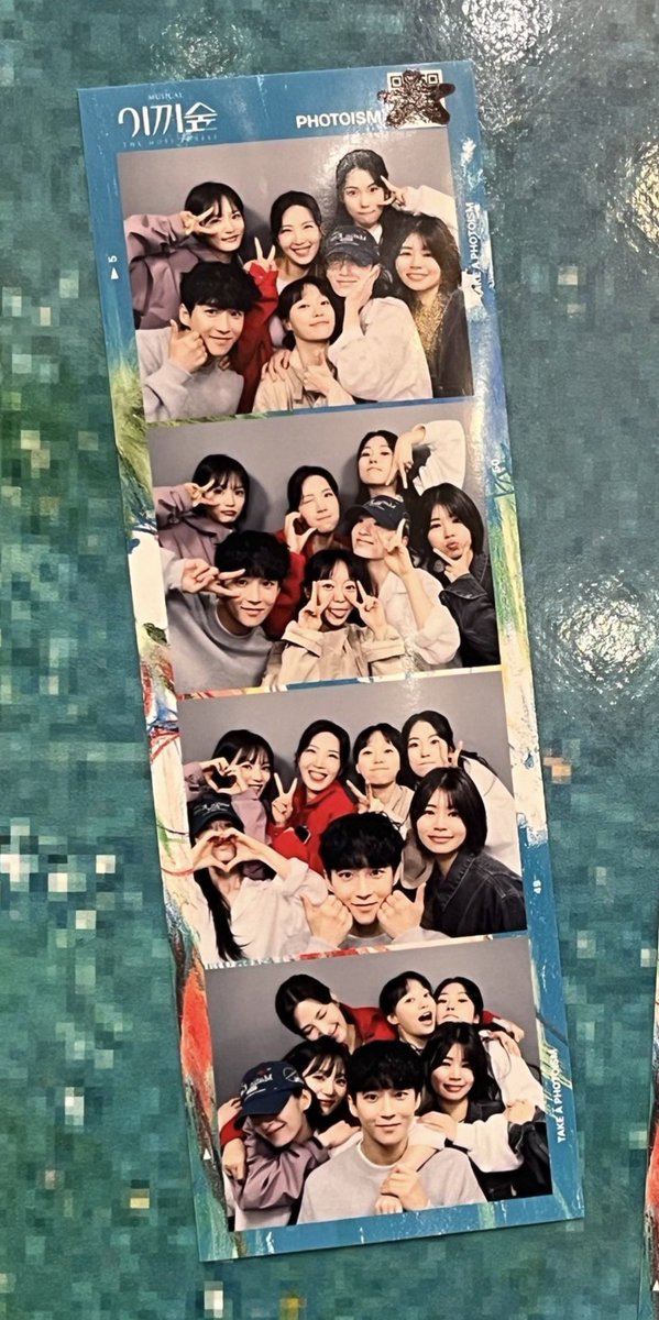 potato__chip__s's tweet photo. 💖✨💞💘이얀솔 여고생코어 💓✨💗💝 https://t.co/LhNy5bQAVr