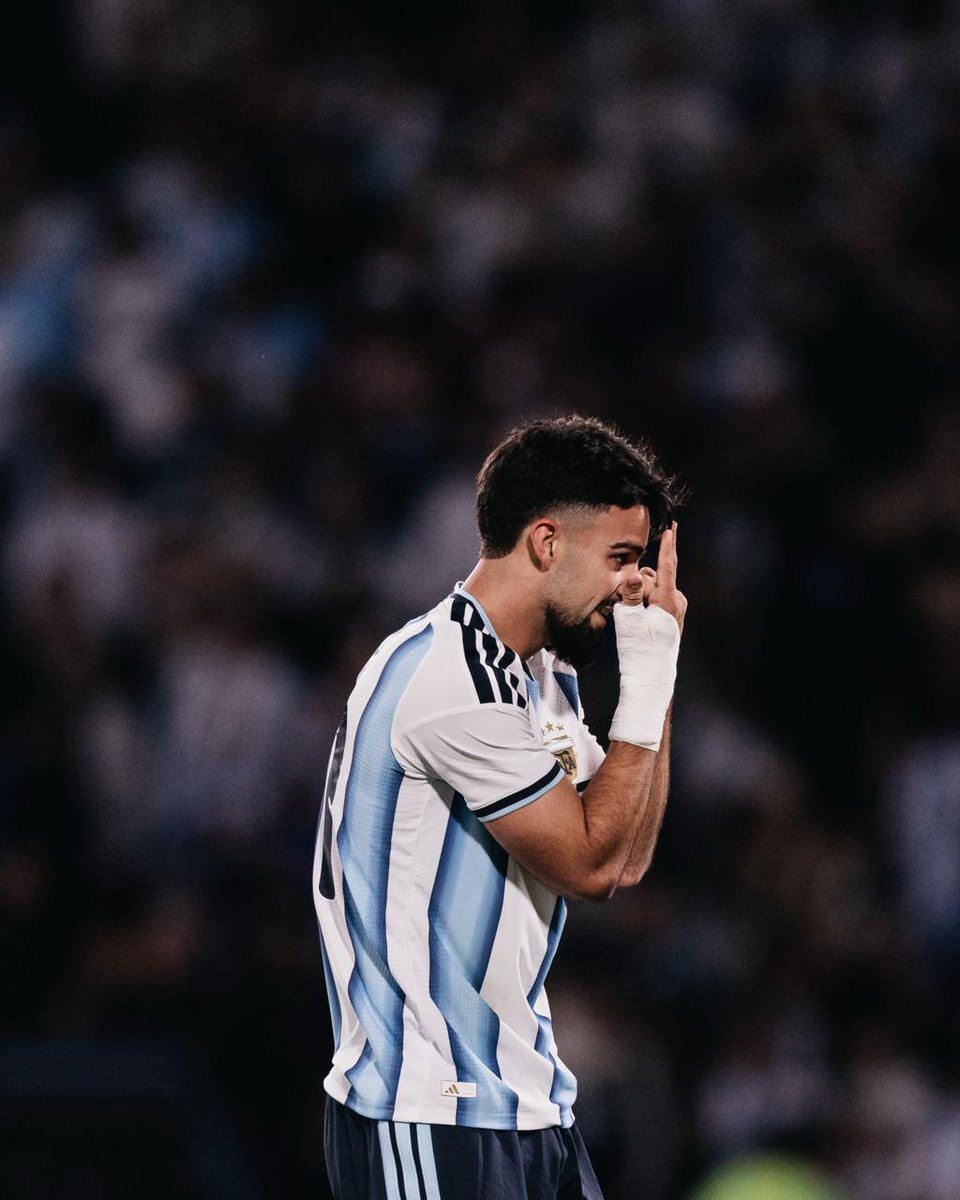 Palmeiras's tweet photo. Nossos greengos em ação pela Seleção Argentina na partida de ontem! 🇦🇷💚

📸 Guilherme Veiga https://t.co/pyyXr5XBZw