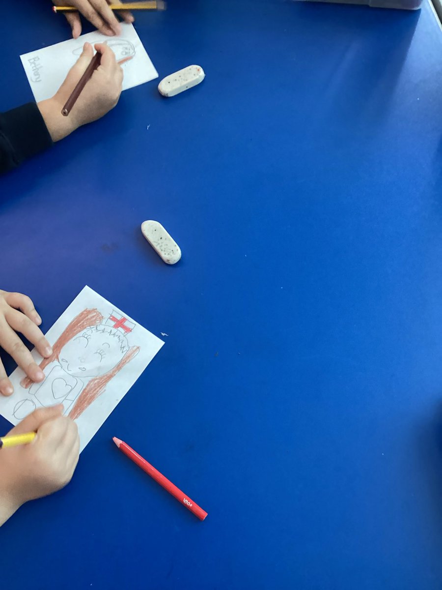 YewTreeSandwell's tweet photo. To celebrate Diversity Day, Year 2 have talked about race not just being about skin colour, but about cultural identity. They have drawn self portraits to show that we are all to be treated equally. https://t.co/UIY8VztDBl