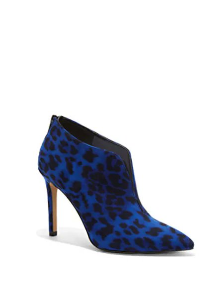 Chief_Chastity's tweet photo. I just received Bianca High-Heel Bootie - Leopard-Print - New York &amp; Company from atxloyalfan via Throne. https://t.co/HRJR7CuSSI #Wishlist #Throne https://t.co/wRZ9TUpo5s