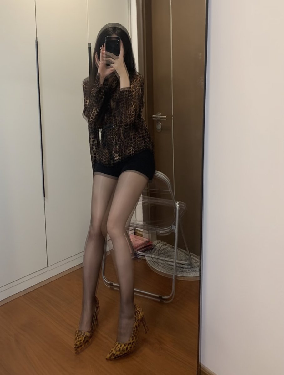 ncgeiwkn's tweet photo. 女生99年，在广东珠海平时比较宅一些，本人不丑身高168cm，体重56kg，附近有身高170左右的优质单男吗，必须能接受艾滋试纸检测的，不打扰生活的来  口嗨男和聊骚的别私信我！#珠海 #广东 https://t.co/TFuDmh1jWt