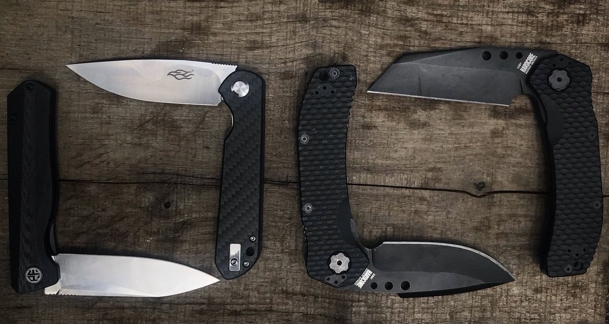 GearUpExplore's tweet photo. Left or right? https://t.co/3NagbMpA38