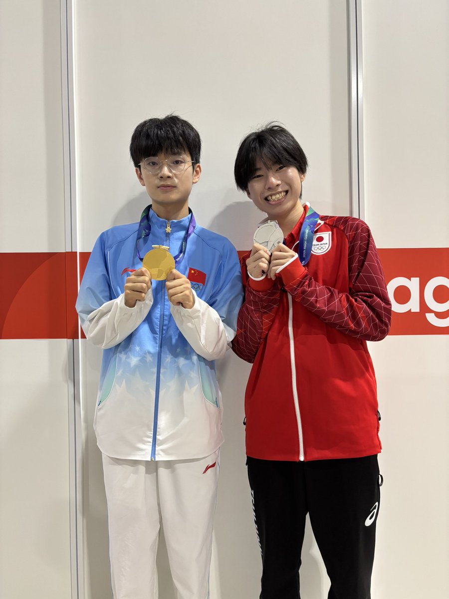 TM00130623's tweet photo. 試合中やメダリストセレブレーションなど、色々な場面で多くの方から声援をいただきとても胸が熱くなりました！
あっという間に終わったけどすごく刺激的で楽しかったです！！！
Jinとacに写真撮ってもらったんだけど僕がニヤケすぎていい写真がなかなか撮れなかった！
リベンジ頑張ります！ https://t.co/IoC8vGnZu9
