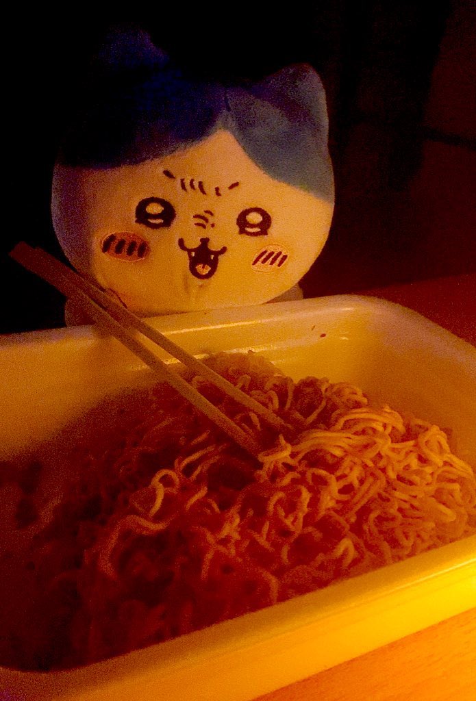 kantikin's tweet photo. 大盛りのペヤングッ！！！！ https://t.co/p0h8OdOUGn