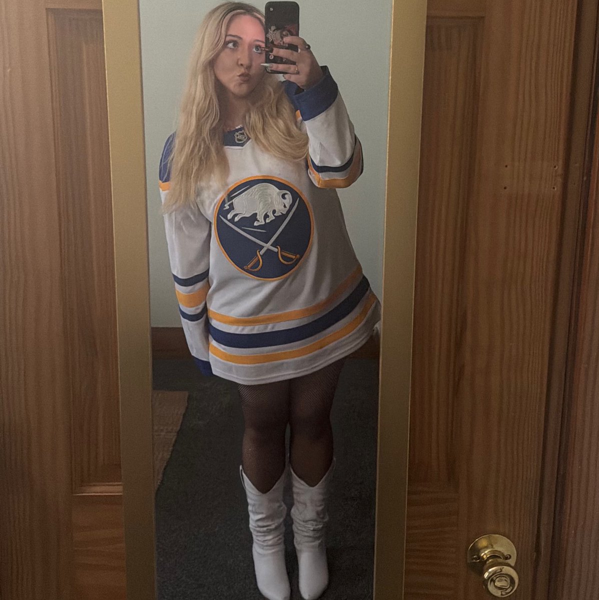 daesyeri's tweet photo. happy sabres day to all who celebrate https://t.co/vp8Bf9xlNp