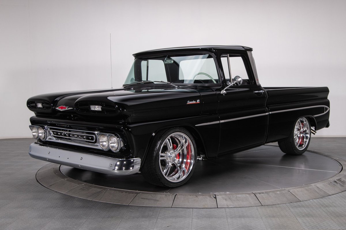 ChangeGood2's tweet photo. 61 Chevy #SeaTen on the turntable https://t.co/IL1w0pCLoz