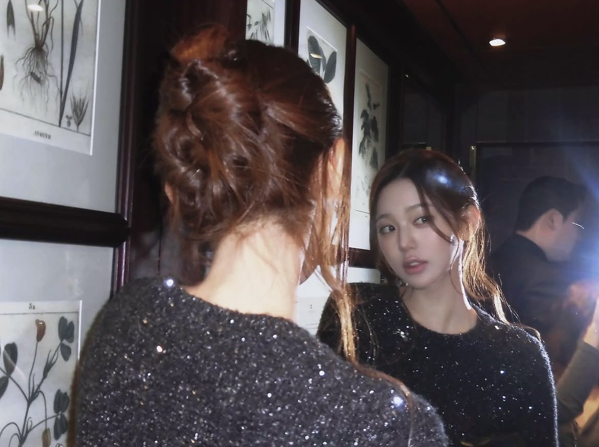 wonyaura's tweet photo. “narcissistic my god i love it” there’s a reason why jang wonyoung owned that line https://t.co/3QJDuWunt4