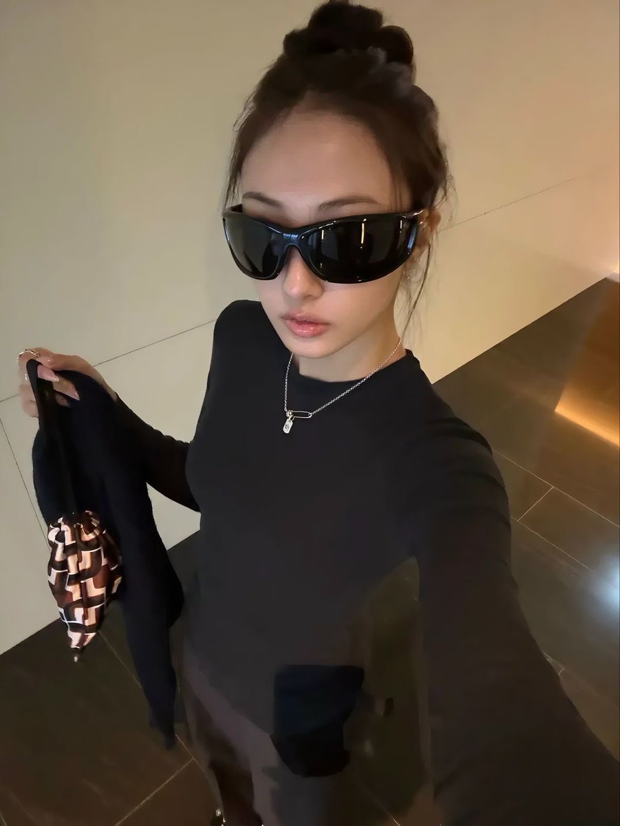gothcatgroupie's tweet photo. แว่นสไตล์ สายฝอ นิวเจอร์ซีย์ https://t.co/V1yhMdg0P7
