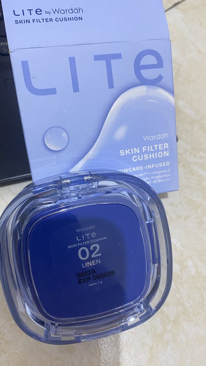 dyaninbby's tweet photo. #wts 
preloved cushion wardah lite shade 02 linen baru sekali pakai 60k aja 
bisa co oyen 🍊 https://t.co/1tb2aCSsnB