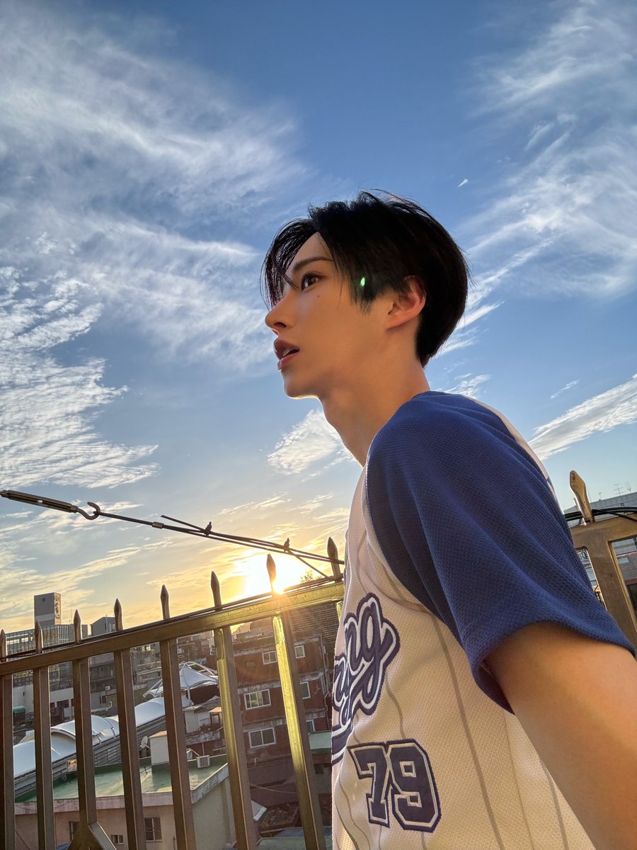 ALD1_official's tweet photo. 🌇

#ALPHADRIVEONE #ALD1
#알파드라이브원
#ARNO #아르노 https://t.co/Ev4qKqUgjS