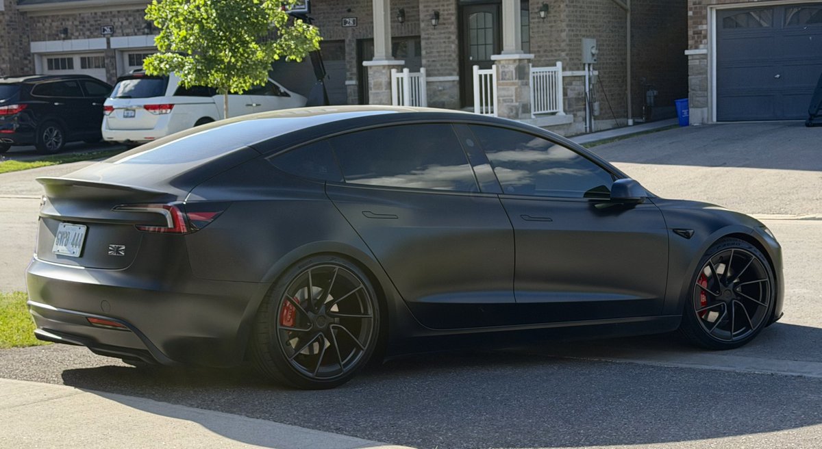 niccruzpatane's tweet photo. It’s really cool to see all the car guys make their way over to Tesla.

I was one of them. Growing up, I loved AMGs, M cars, etc. (when they were good), and this Model 3 Performance gives me that same feeling in the modern era.

These are amazing cars to have fun in. https://t.co/SuGINwDmUC