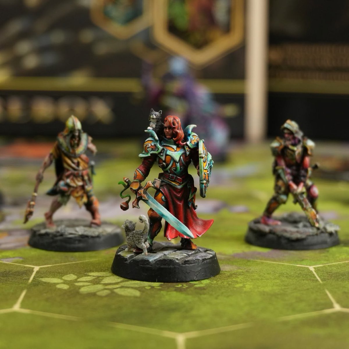LegendsofSignum's tweet photo. The Guild of Monster Hunters include warriors from various races and nations. In reality, they are numerous small groups that specialize in confronting various types of monsters and dark forces.

#LegendsOfSignum #miniatures #dnd #dndwarrior #dndminiatures #paintedminiatures https://t.co/5pqhrSwJnM