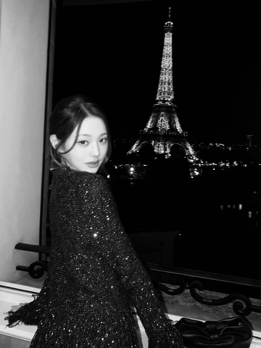TTlmqi's tweet photo. No one pulls off Dior elegance like Jang Wonyoung, absolute runway goddess.

WONYOUNG IN DIOR
#WonyoungDiorSummer27
#JANGWONYOUNG
#WONYOUNG
#DiorSummer27 @Dior https://t.co/lqA6DapIMF