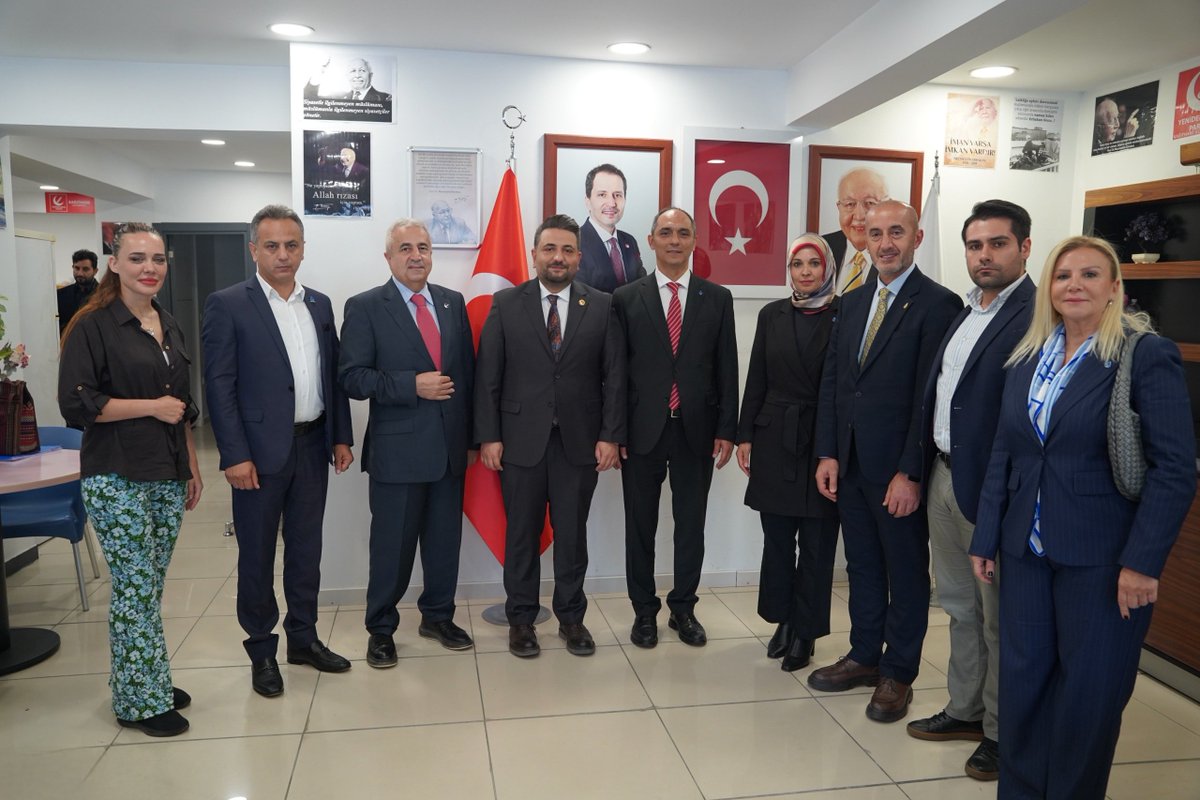 istyenidenrefah's tweet photo. DEVA Partisi İl Başkanı Ali Hakan Ağaoğlu ve beraberindeki heyet, İl Başkanımız Yunus Emre Taşcı’ya nezaket ziyaretinde bulundu.

Nazik ziyaretleri dolayısıyla Sayın Ali Hakan Ağaoğlu ve beraberindeki heyete teşekkür ederiz. https://t.co/w4BraKYDse