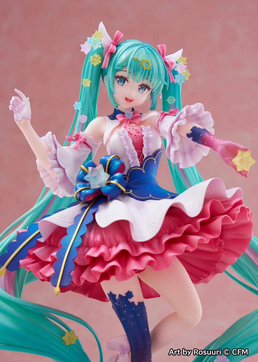 DMM_factory's tweet photo. 《🎀フィギュア　再販情報🎀》

#初音ミク のスケールフィギュアが再販予約受付中✨
イラストレーターRosuuri氏の美麗イラストを美しく再現❕

金平糖をイメージした星の小物やふわっと広がるスカートなど、細かい装飾物にも注目の逸品です🌟

▼詳細はこちら
https://t.co/lZsAAmtsUa

#DMMFactory #MIKUEXPO10th