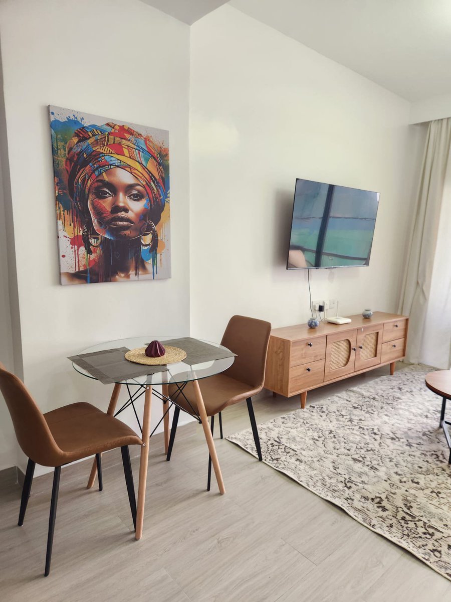 AFDdestinations's tweet photo. Evening nicely 👋 

Anyone is welcome to book while still available 🤘

Studio for kes 3000
One bedroom 3500
📞0716191068 https://t.co/zO9k5kv3Go