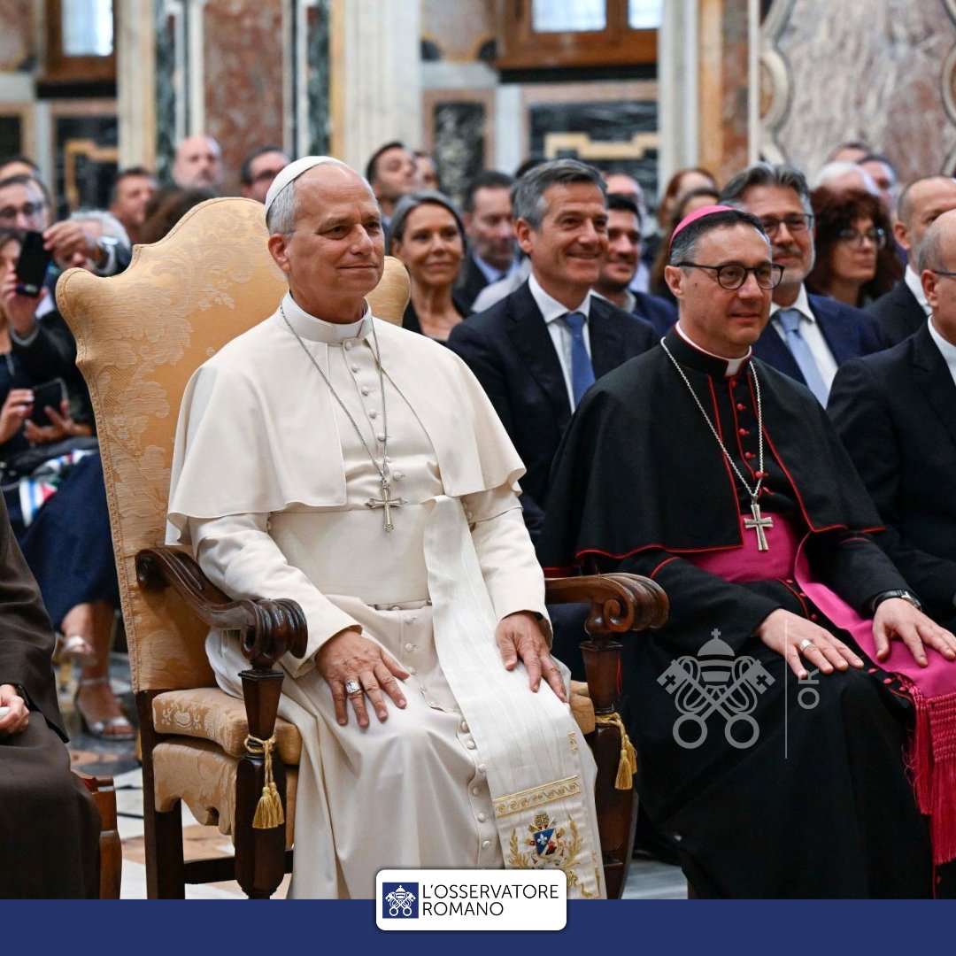 oss_romano's tweet photo. #PapaLeoneXIV #LeoneXIV 
Alla cultura dello scarto si può opporre con profitto quella della cura
Il Pontefice a una delegazione del Gruppo Hera
https://t.co/OVbR8cKr18 https://t.co/EqmAVTBhcG