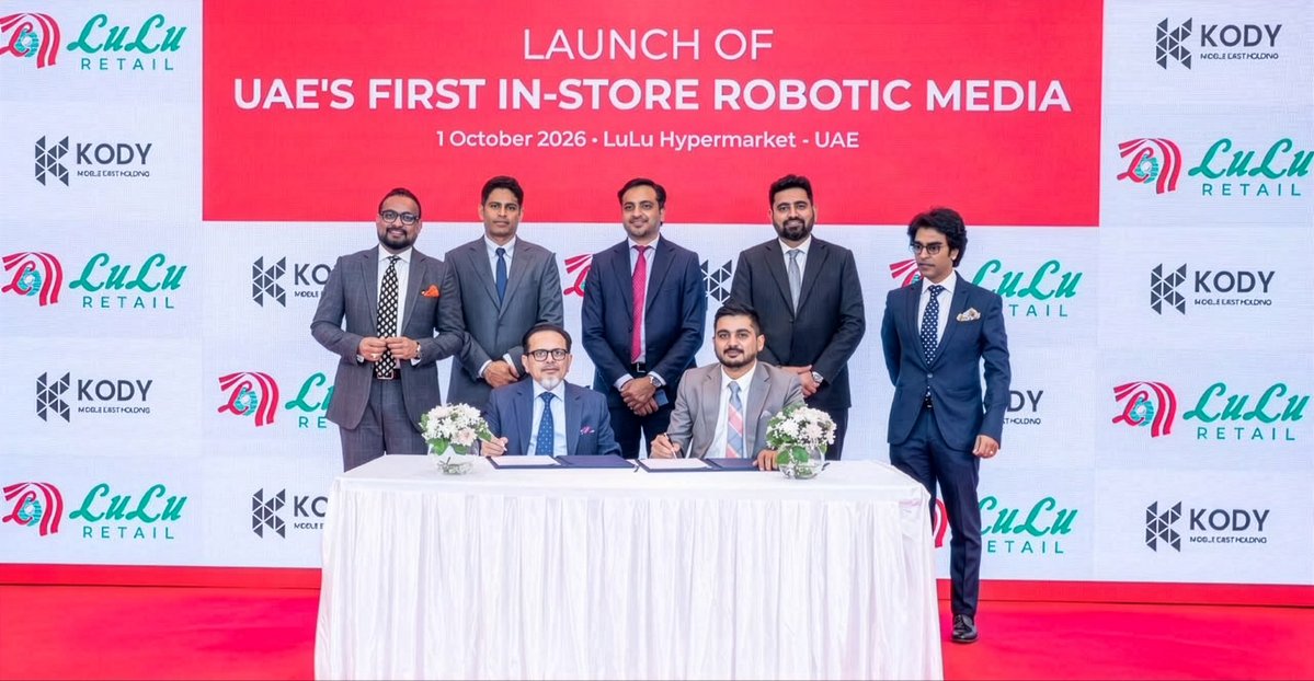 kody_technolab's tweet photo. @kodymiddleeast  and @LuluRetail just launched the UAE's first AI-Powered Robotic In-store Retail Media Network, Odigo. Indian deeptech meets GCC #retail and changes it forever.

#KodyMiddleEast #LuLuRetail #UAE #DOOH #DigitalOutOfHome #AdvertisingTechnology #RetailTechnology https://t.co/htZD17yF97