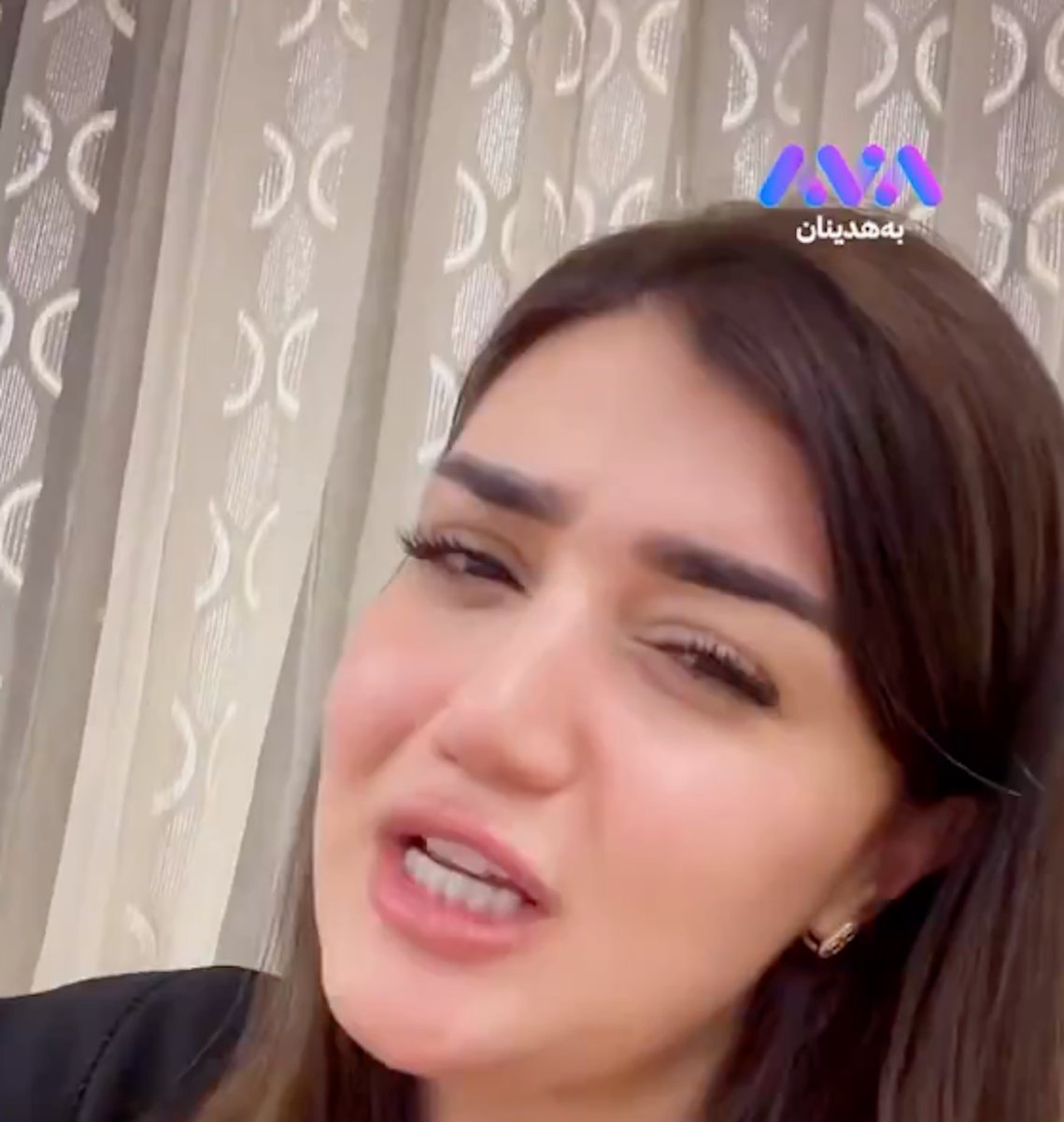 bergare_'s tweet photo. Sureya Xwelîserî; 
Tu çima ji bo van ciwanan show nake?
@sureya_hesari https://t.co/KI1DtSZ3PE