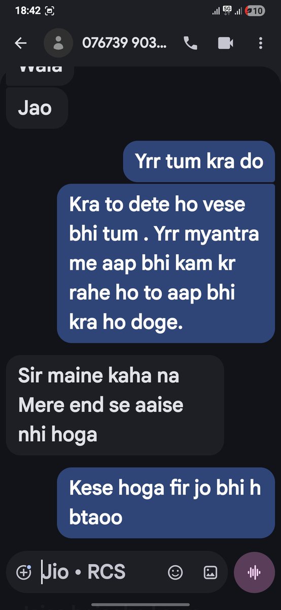 SocialHelp8's tweet photo. Hey Myntra, I applied to onboard my brand with you a month ago, but I haven't received any response yet; meanwhile, when I spoke to your executive, they asked for money. Is this the kind of service you provide? @MyntraSupport https://t.co/7toTX3eiK0