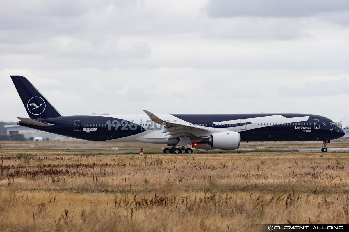 CAlloing's tweet photo. RTO done this afternoon for the 1st @Airbus #A35K @lufthansa wearing the special #100years livery #DAIFA !! Waiting for her first flight soon !! #Avgeeks #Avgeek https://t.co/I4fL858Dw0