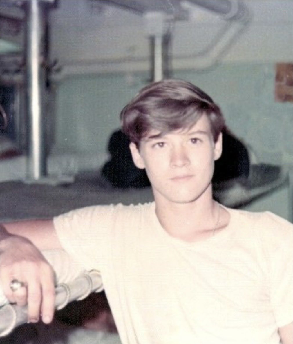 KoreyG80's tweet photo. On October 1, 1972, while giving naval gunfire support off the coast of South Vietnam, Gun Turret No.2 exploded aboard the USS Newport News. Maryland Navy Seaman Jack Stephen Bergman Jr. and 19 of his shipmates lost their lives.” He was 20 years old from Baltimore. Remember Jack today. #American Hero. ⚓️🇺🇸