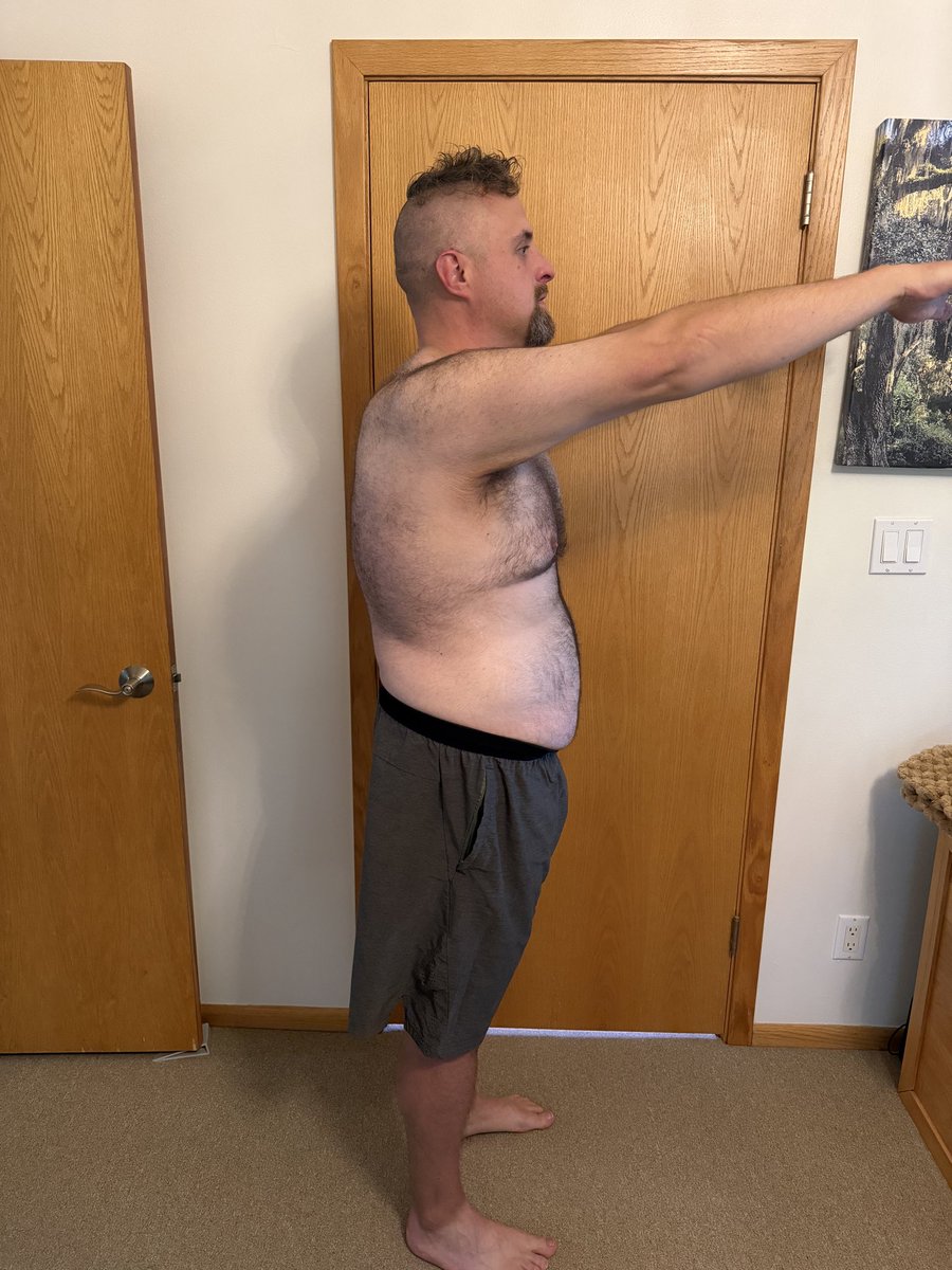 UGCstephenH's tweet photo. I lost 103 pounds… basically an entire person. 😂

No magic. No perfection. Just better choices, consistency, and a whole lot of baby steps.

Still a work in progress. Still going. 💪

Health, fitness &amp; wellness brands looking for a REAL transformation story — let’s work. 📩 https://t.co/YpqZwb9Mld
