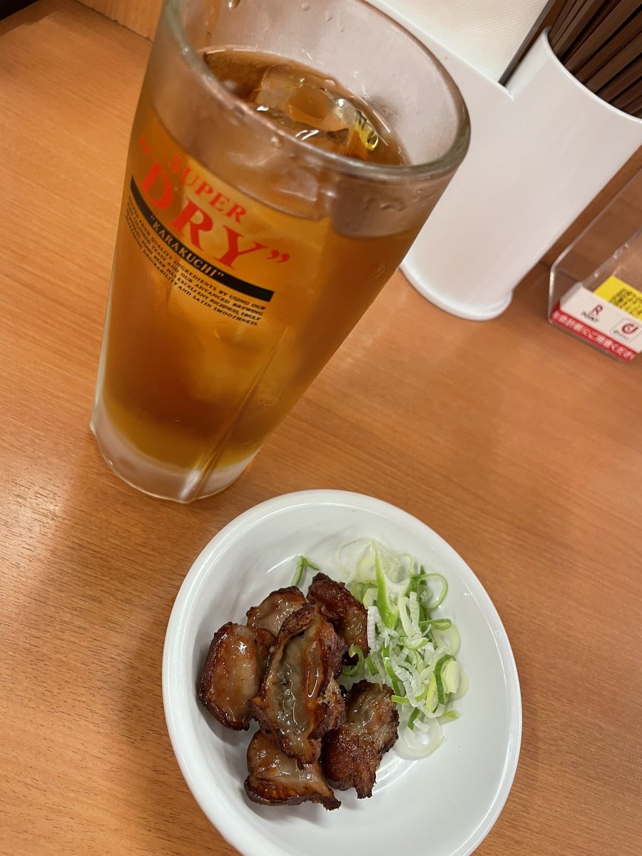 1229_asahi's tweet photo. 仕事終わり追加飲み https://t.co/hi3eBJQFij