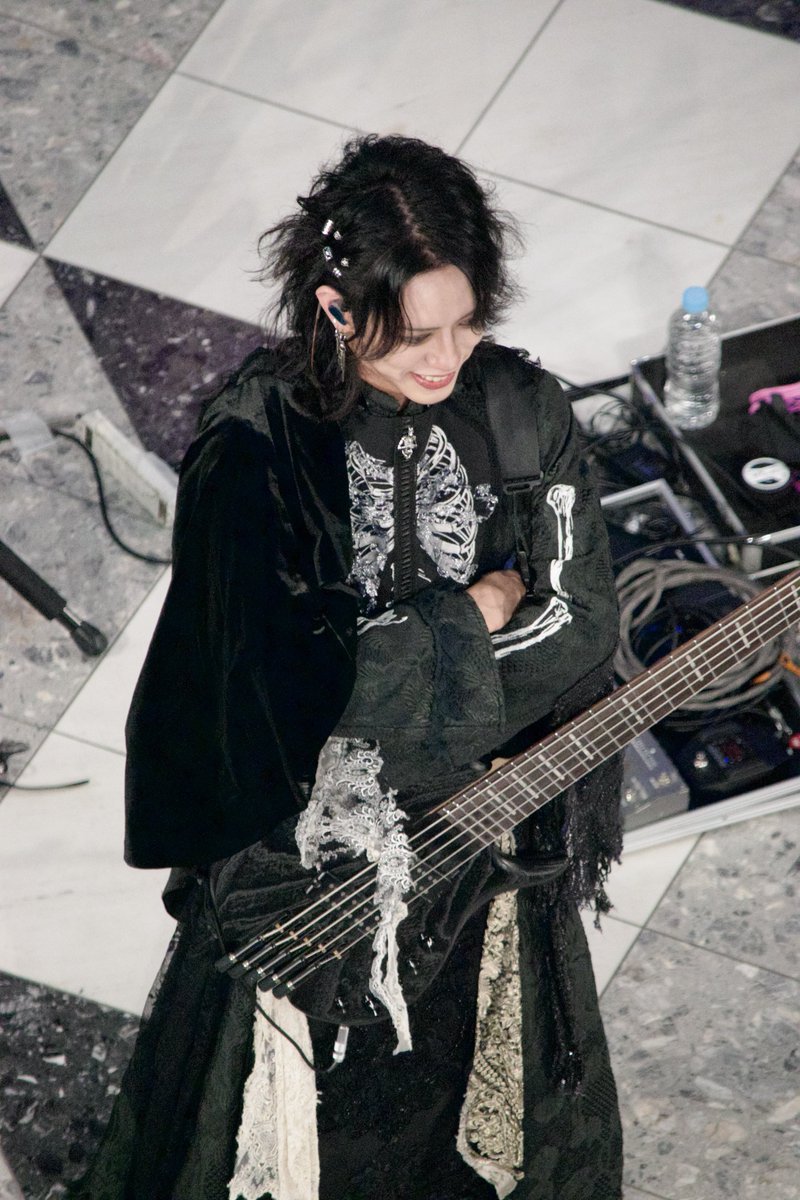3D22O's tweet photo. 261001♥池袋サンシャインシティ フリーライブ https://t.co/A9RZOfYXDM