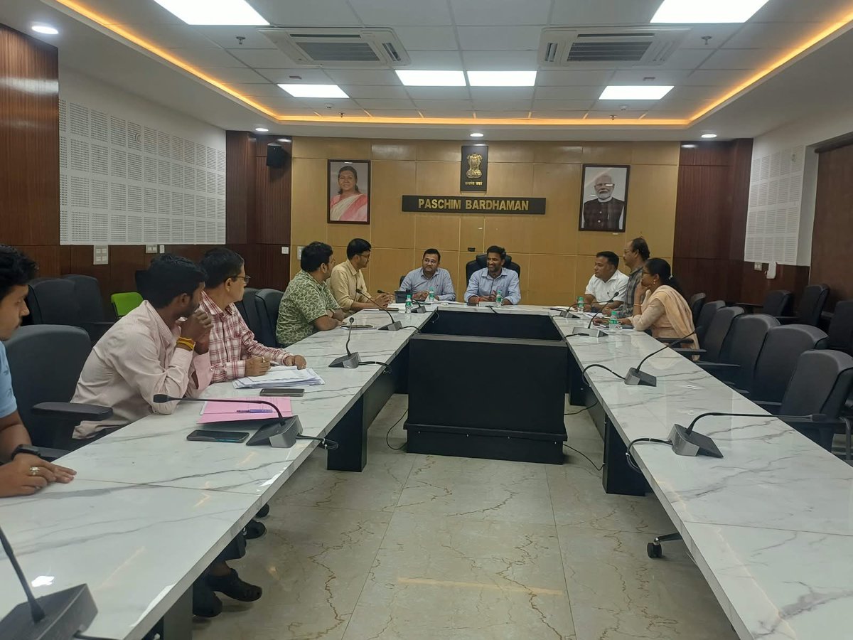 sveepelection's tweet photo. Special Drive for enrolment of left out and young/first time electors under process of continuous updation.
@CEOWestBengal https://t.co/OXtHq2N7o8