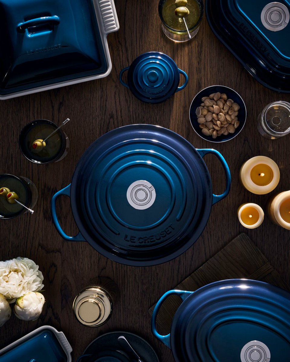 lecreuset's tweet photo. Nuit lives where light glints, conversations flow and every gathering feels effortlessly luminous. 🌌 New arrivals in our deepest blue, now accented with a chrome Crucible Knob, are available online and in Le Creuset Signature Boutiques. Shop: https://t.co/aSwOn3xERg https://t.co/I5fJxOa0Us