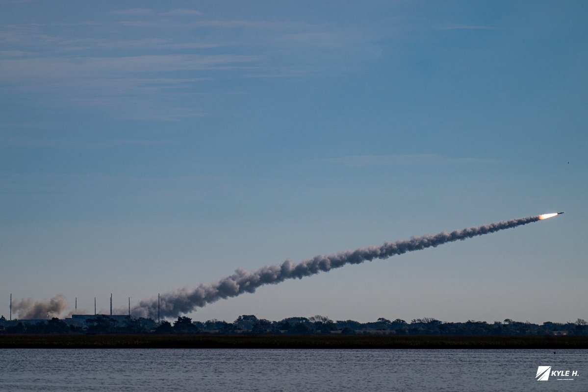 kyle_LTS's tweet photo. The first of two planned sounding rockets launching today took off at 9:33am. Teams are resetting and letting boats through the range before the second launch. Today’s window runs till 1pm. 
📸: me for @LaunchHeavenX https://t.co/fBHP0MWGyp