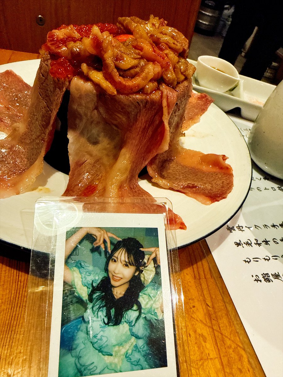 huruhurupappa's tweet photo. 優衣ちゃん
和牛ひつまぶしだよ

#櫻井優衣 https://t.co/4HlSMC4YzL