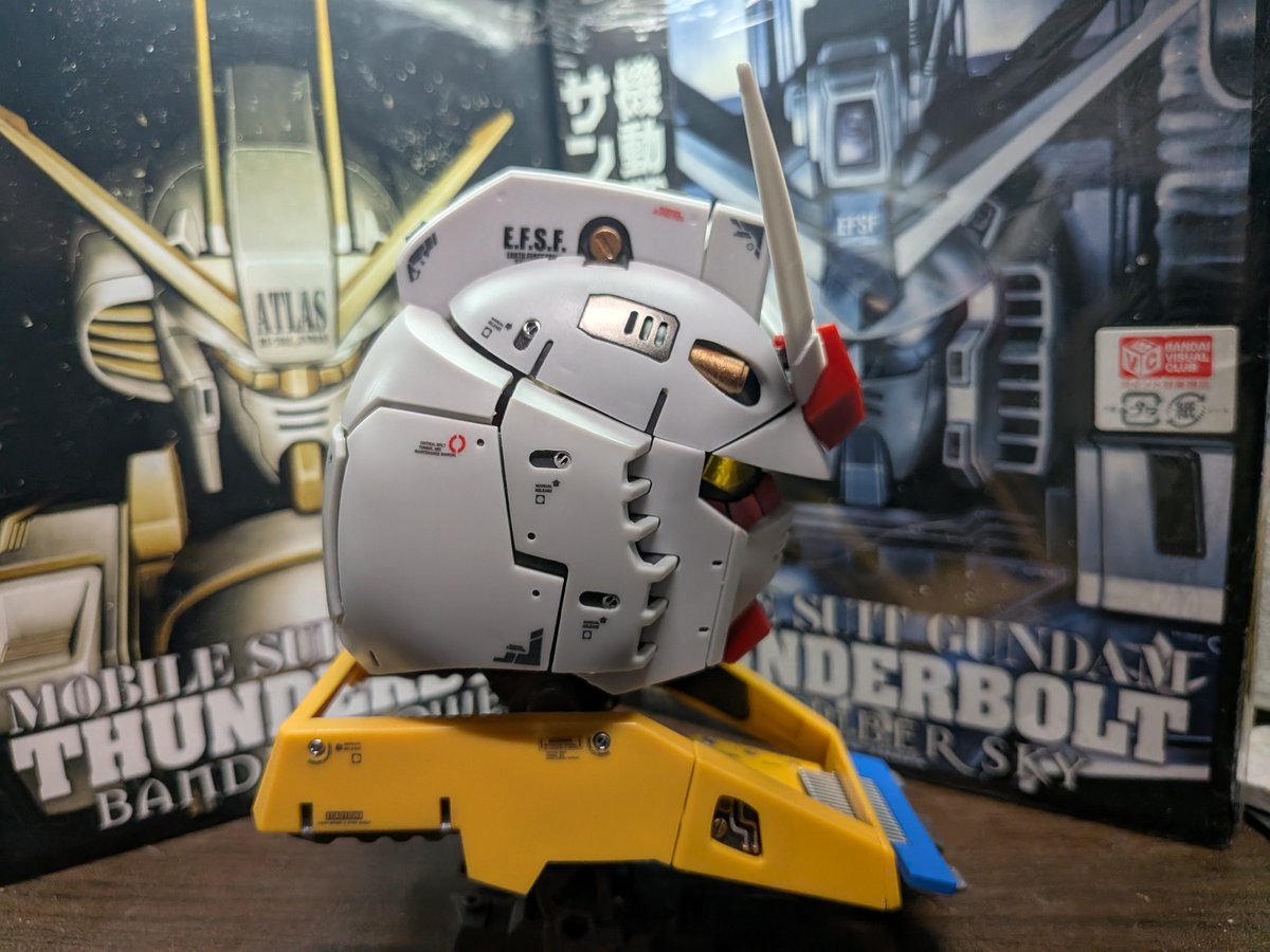 MichaelGitt's tweet photo. これ個体差あるんかな?
はめ合わせ悪い箇所やたらとポロリが…
だが、出来はすぐごくカッコいいね!
#EXCEED MODEL TRINITY
#RX78-2 GUNDAM https://t.co/YWF8LAtc0O