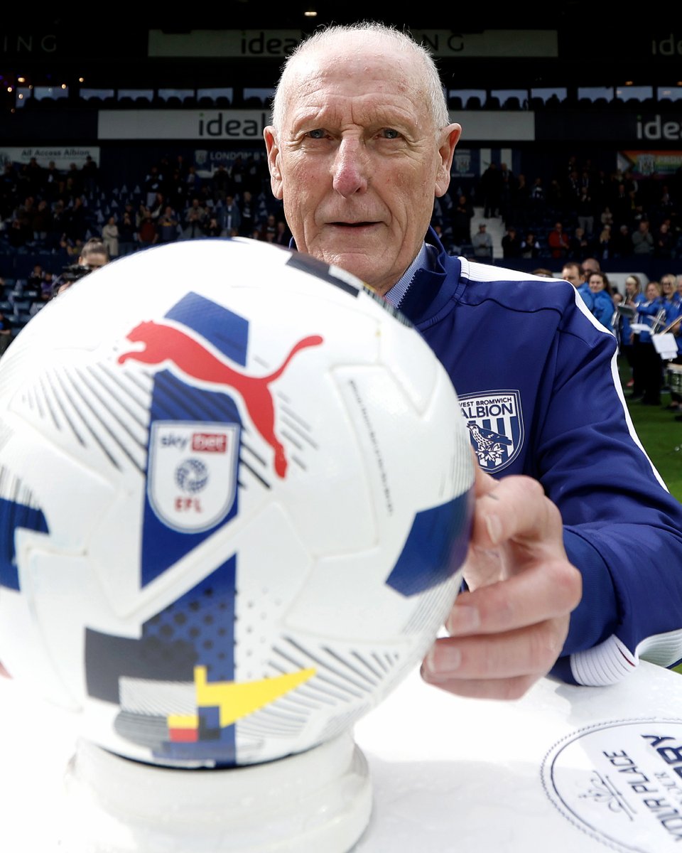 WBA's tweet photo. The definition of an Albion legend. 💙🤍

Happy birthday, Tony 'Bomber' Brown! 🎂 https://t.co/Mg09psVvVN