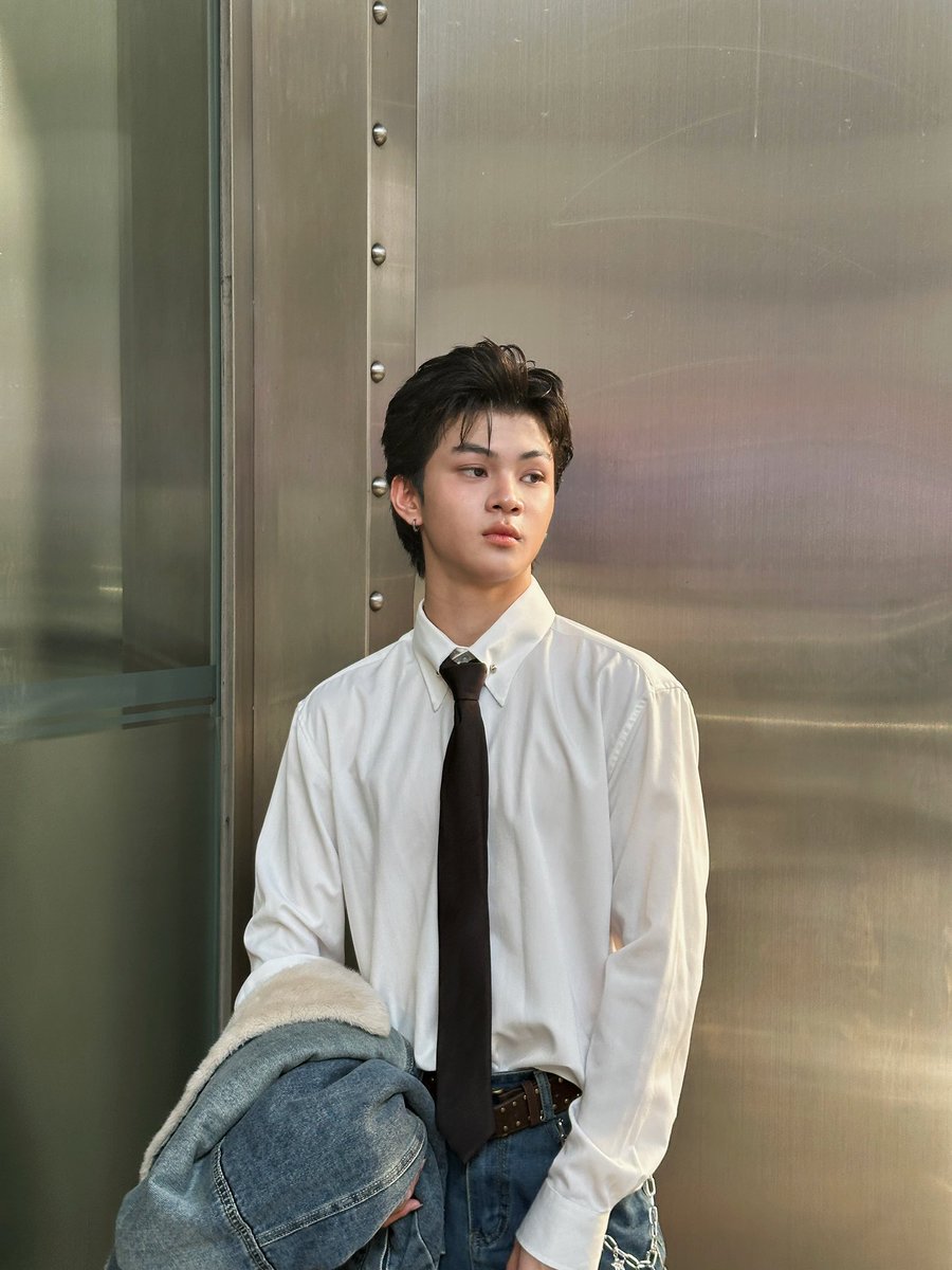fordknnfansth's tweet photo. FORD x IG update《💙01.09.2026💙》
IG : ford.knn
🔗 https://t.co/j5LidKrvZl

#fordknn
#tia51 https://t.co/JHqJZKQx5B