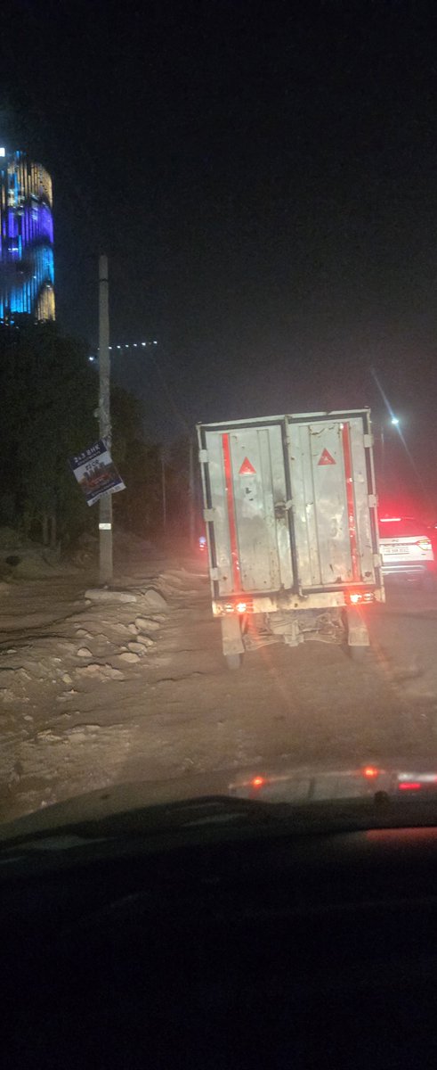 MeraGurgaon's tweet photo. Golf course extension road Gurgaon @cmohry @DC_Gurugram @MunCorpGurugram @NayabSainiBJP @PradeepIAS_HR @narharibanger @narendramodi @PMOIndia @DiprHaryana @CAQM_Official @Cockroachisback @CJP_2029 @VijayGoelBJP @RaoNarbir https://t.co/0zkr6xO1kw