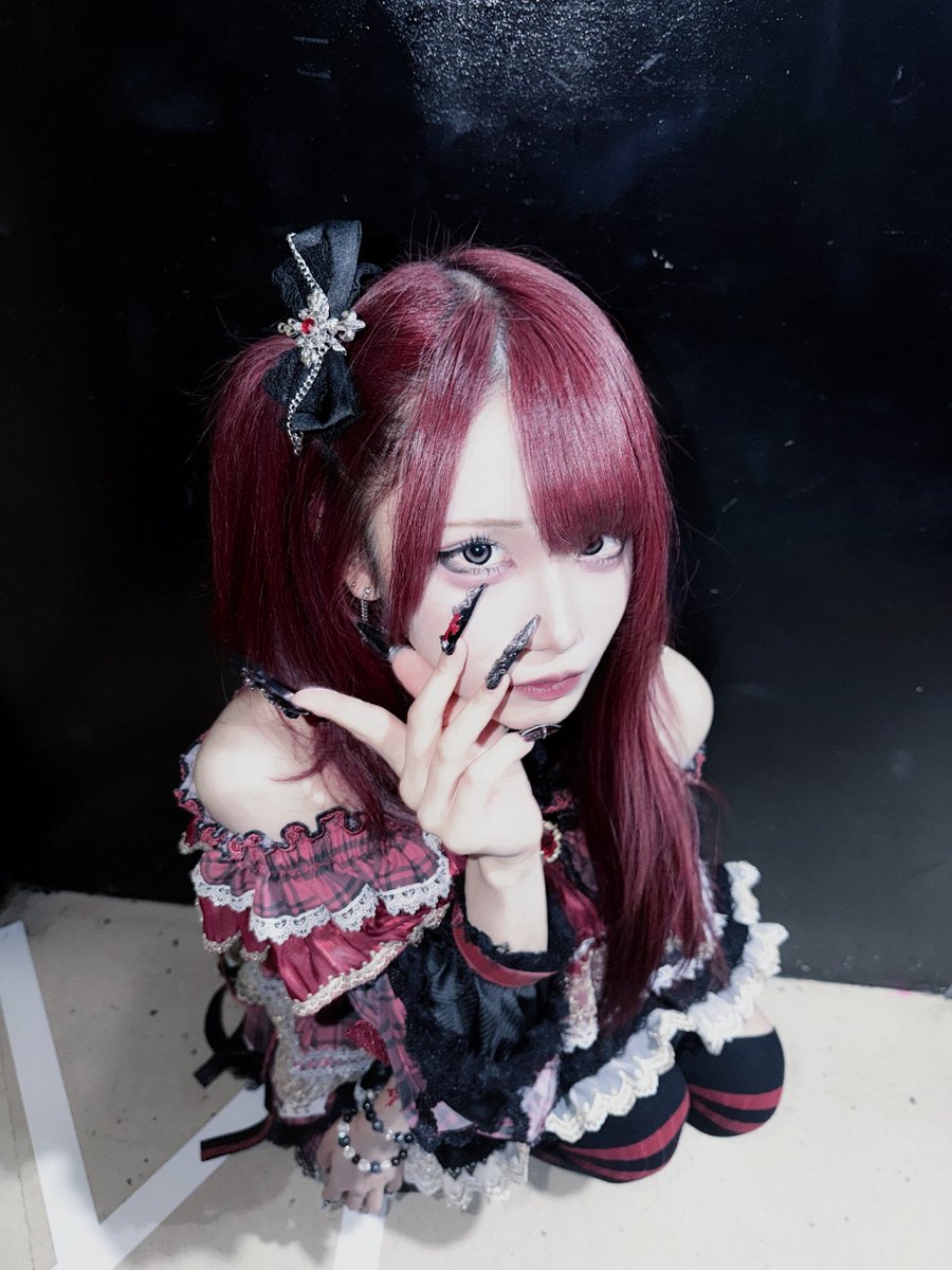 diavel_airu's tweet photo. それでもこの手で この世界を掴むと決めたんだ https://t.co/mJcuDpIS0l