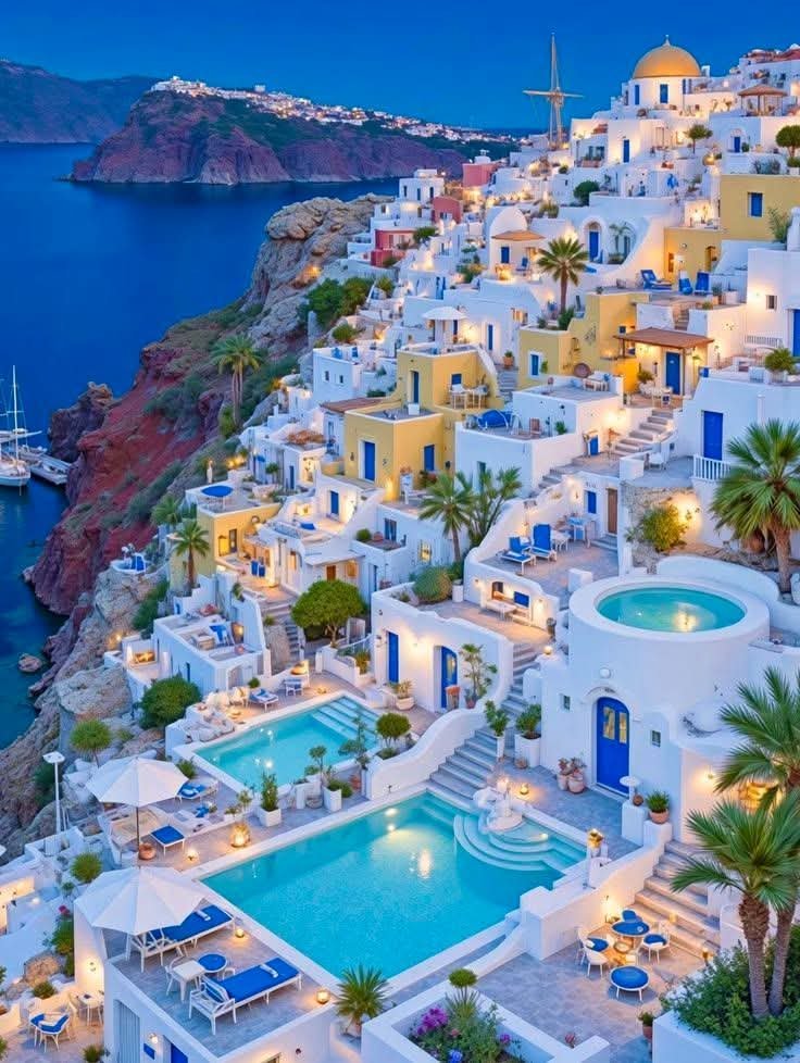 NatureRoot88's tweet photo. Santorini, Greece 🇬🇷 https://t.co/TWI4c5Mo8b