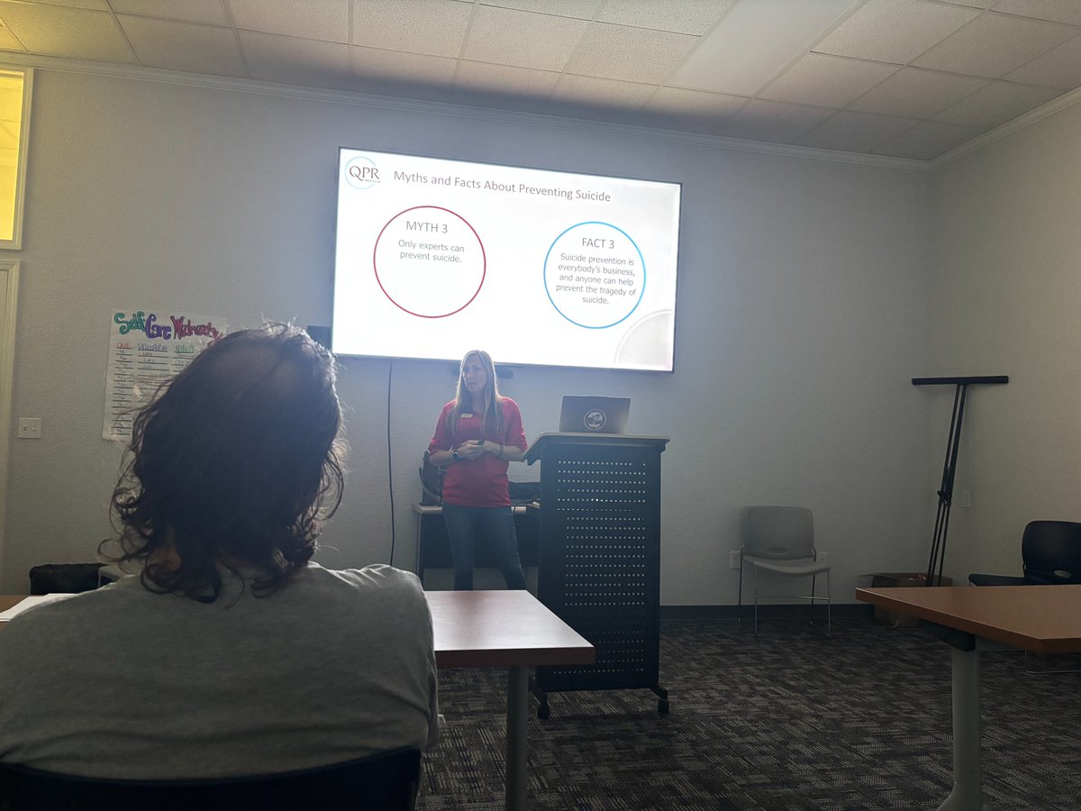 PittPD's tweet photo. Our Family Response Advocates recently partnered with Crawford County Mental Health to host a Question, Persuade, Refer (QPR) Suicide Prevention Training.

QPR equips community members with the knowledge to recognize warning signs, offer support, and help someone in crisis. https://t.co/el4dX1Ne0k