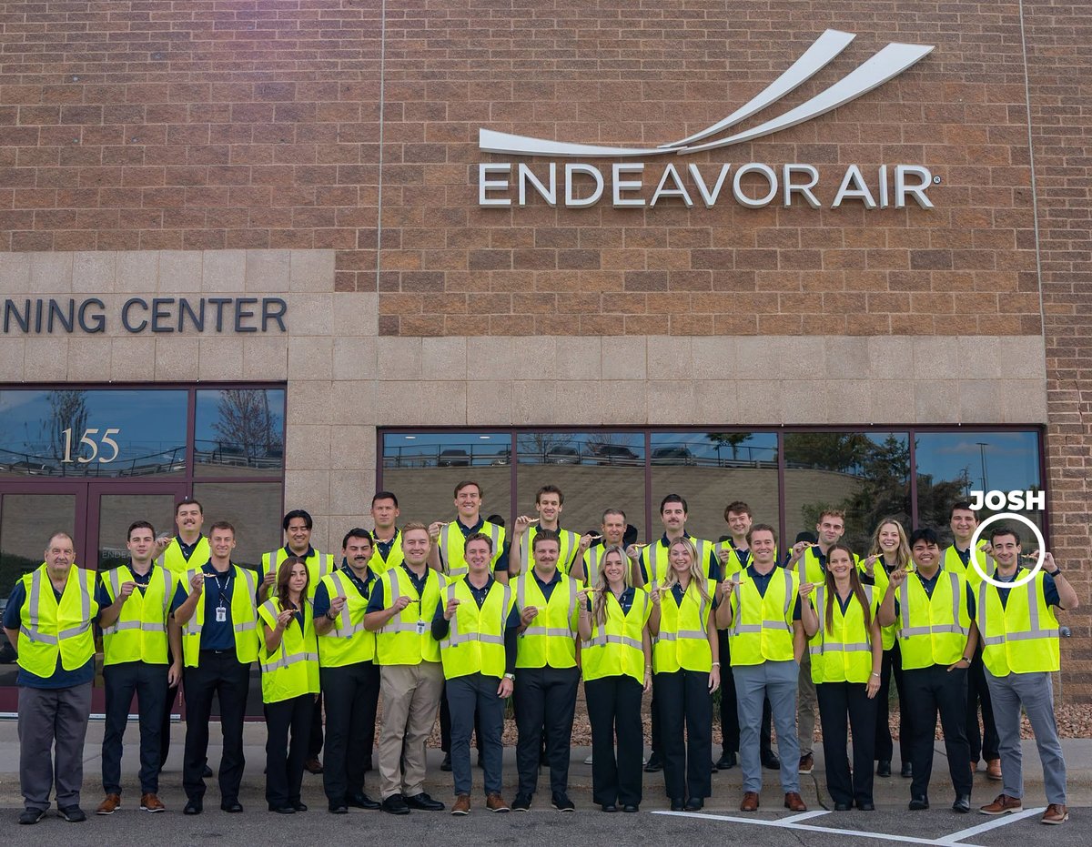 FlyBlueLine's tweet photo. Huge congrats to Josh, one of our former instructors on pinning on their wings at Endeavor Air! The airline pipeline is real when you put in the work. Link in bio to become employable as a pilot in as little as 5.5 mos! https://t.co/3hOToe4pSL